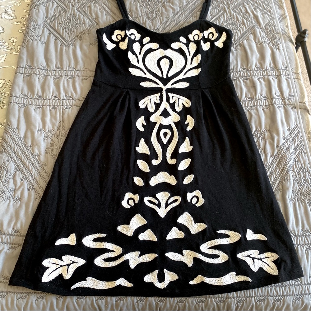 Gorgeous Detail INC International Concepts Black & White Dress